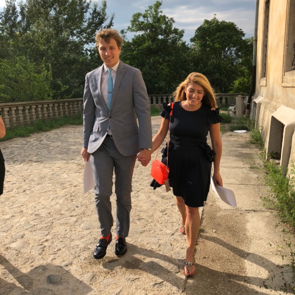 Meet your Posher, Alexandra - Picture 1 of 1